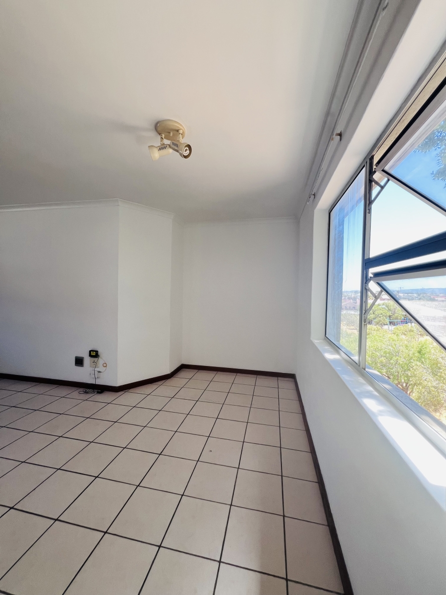 2 Bedroom Property for Sale in Anchorage Park Western Cape